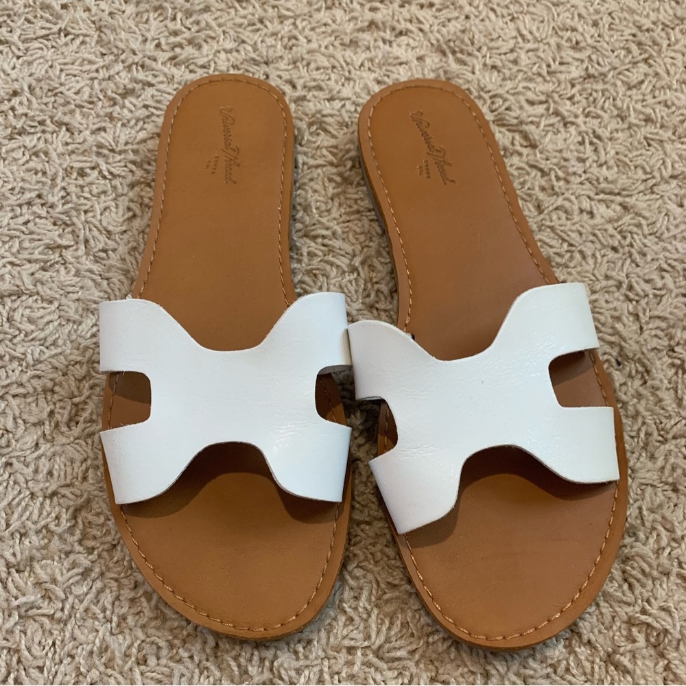 Universal Thread Summer Sandals - image 1
